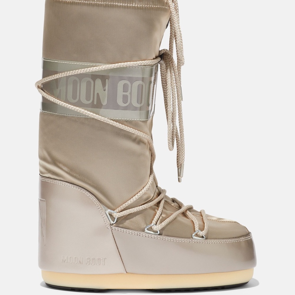 MOON BOOT